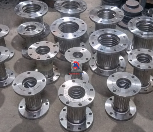 Khớp nối mềm inox