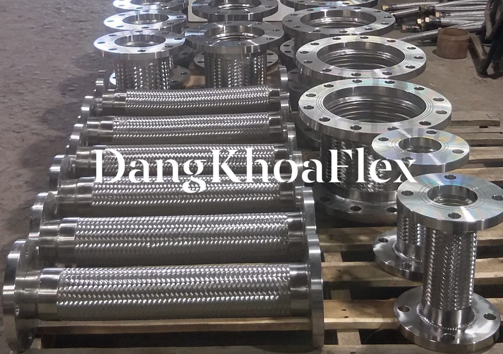 xưởng sản xuất ống mềm inox
