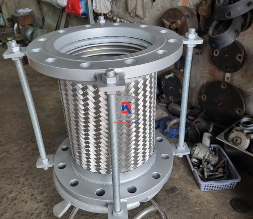 Khớp nối mềm inox DN300