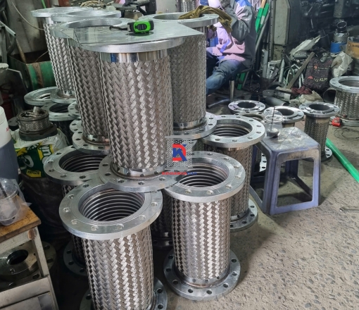 Khớp nối mềm inox mặt bích thép mạ kẽm nhúng nóng -Giá rẻ